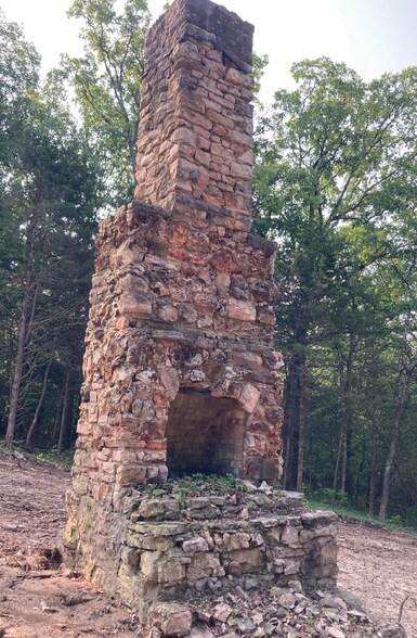 5667 Hillsboro Rd, Hillsboro, MO à vendre - Photo du bâtiment - Image 3 de 6