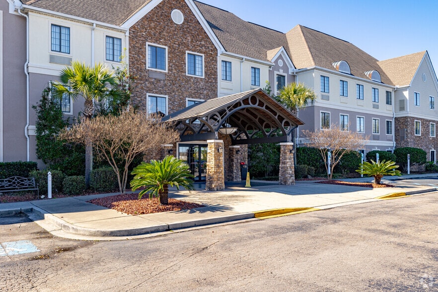 303 Fantasy Harbour Blvd, Myrtle Beach, SC for sale - Building Photo - Image 2 of 5