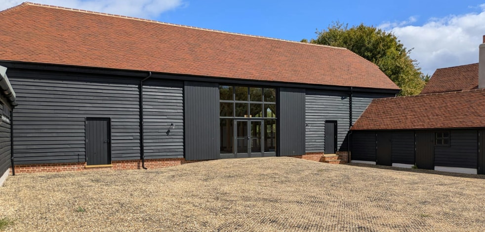 New Pond Rd, Guildford for lease - Primary Photo - Image 1 of 6