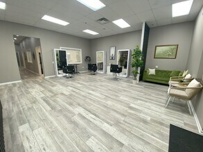 2764 Aurora Ave, Naperville, IL for lease Interior Photo- Image 1 of 12