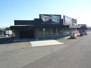 2408 North And South Hwy, Lewiston, ID for lease Building Photo- Image 1 of 2