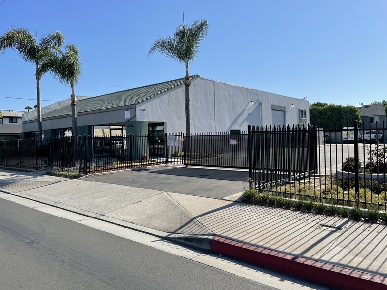 2131 Placentia Ave, Costa Mesa, CA for sale - Building Photo - Image 1 of 1