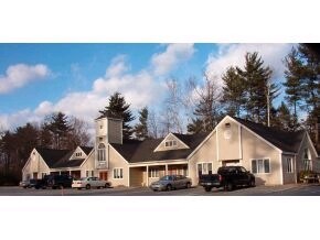 1 Commons Dr, Londonderry, NH à louer - Photo du bâtiment - Image 2 de 17