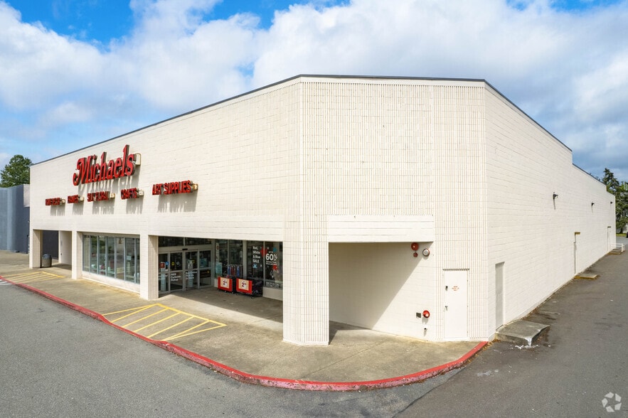 1201-1605 SE Everett Mall Way, Everett, WA for sale - Building Photo - Image 3 of 9