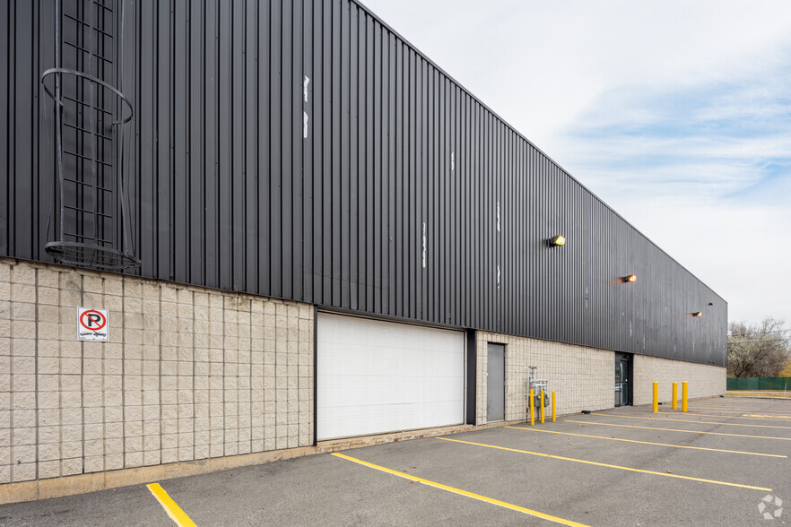 9900 Boul Louis-H.-La Fontaine, Montréal, QC for lease - Building Photo - Image 3 of 19