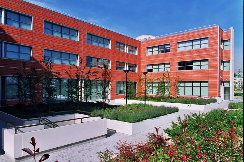102 Avenue De Paris, Massy for lease - Building Photo - Image 2 of 15