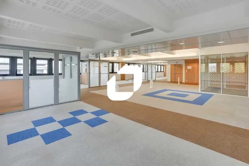 Office in Évry-Courcouronnes for lease - Interior Photo - Image 3 of 7