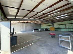 9941A Rowlett Rd, Houston, TX for lease Interior Photo- Image 2 of 6
