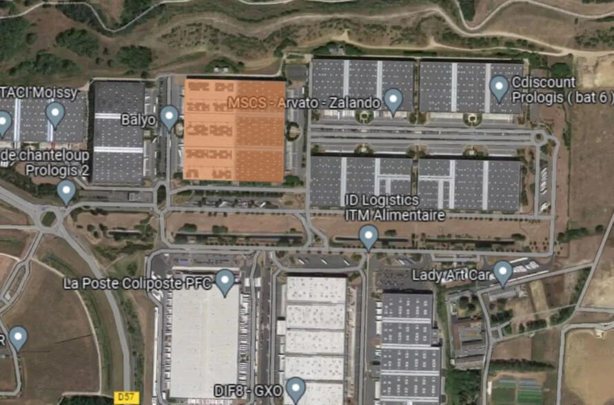 2000 Rd 57, Moissy-Cramayel for lease - Building Photo - Image 2 of 4