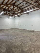 1251-1259 Candlewood Ave NE, Salem, OR for lease Interior Photo- Image 2 of 4