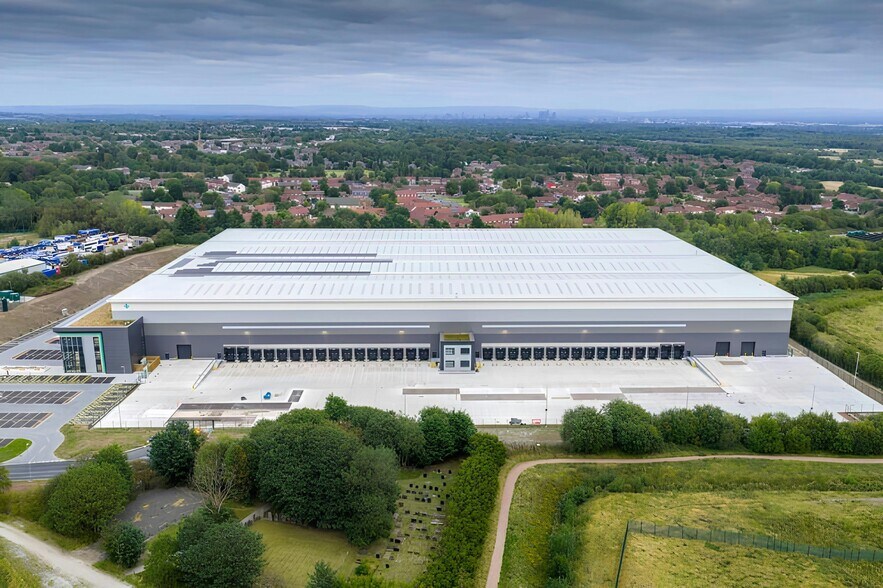 330 Lester Rd, Manchester à louer - Photo du bâtiment - Image 3 de 9