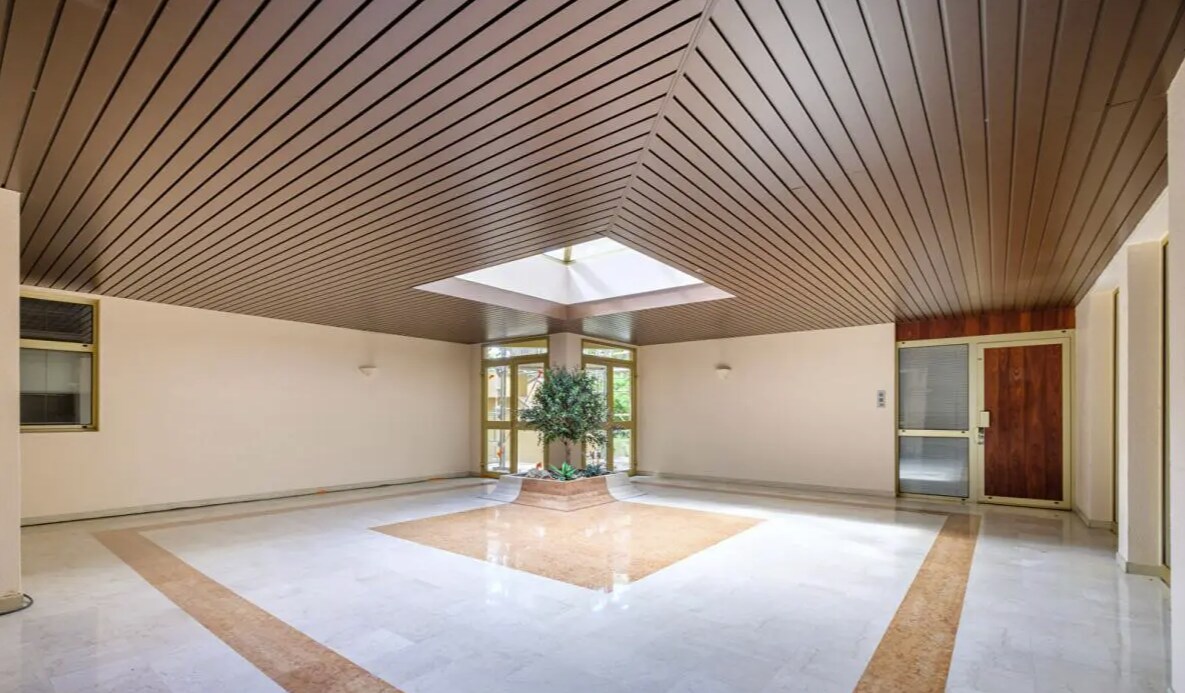 Lyon, RHO 69005 - Unité Lot 1 - - Photo intérieure - Image 1 of 10