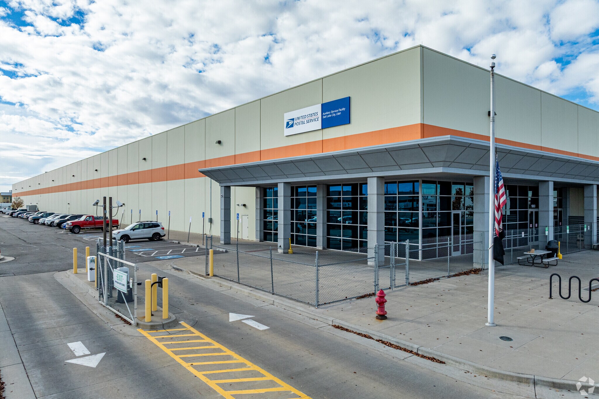 2080 S Industrial Rd, Salt Lake City, UT for lease Primary Photo- Image 1 of 5