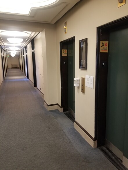 2000 Van Ness Ave, San Francisco, CA for lease - Interior Photo - Image 3 of 8