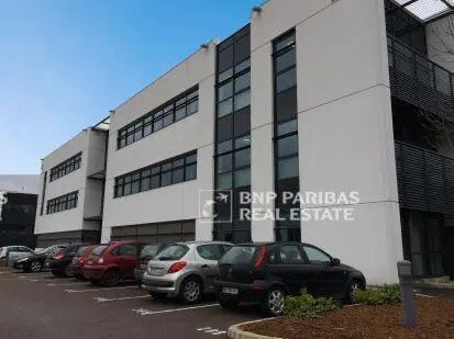 Office in Dijon for lease - Building Photo - Image 2 of 25