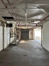 20-21 Wagaraw Rd, Fair Lawn, NJ for lease Interior Photo- Image 2 of 4