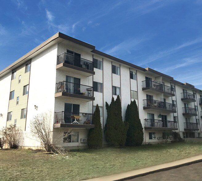1604 31 St, Vernon, BC à vendre - Autre - Image 2 de 7