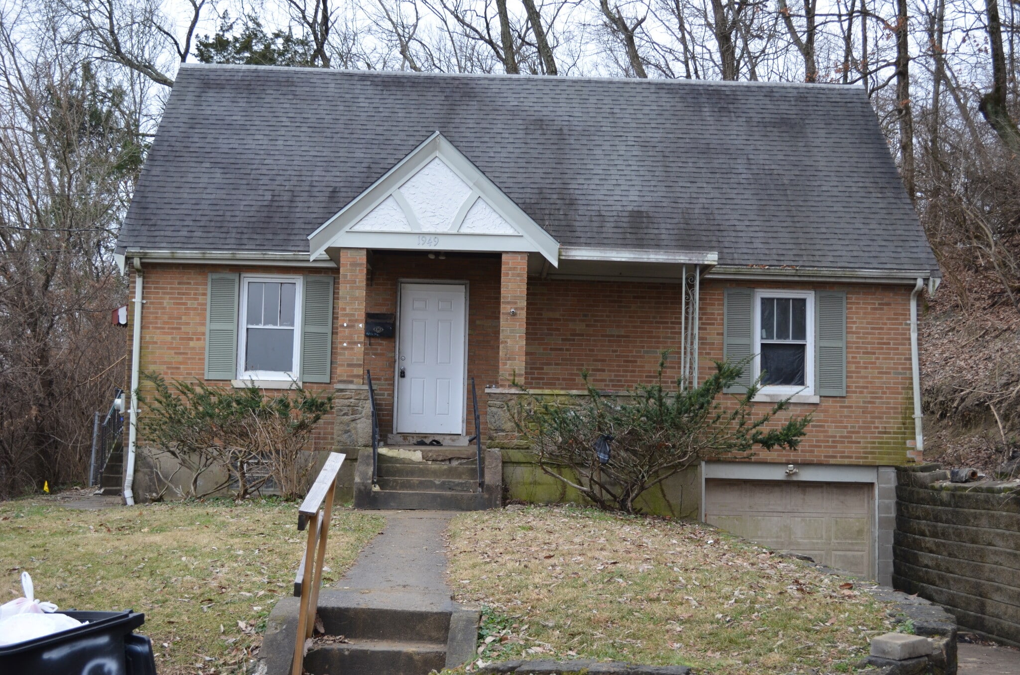1949 Neyer Ave, Cincinnati, OH for sale Primary Photo- Image 1 of 2