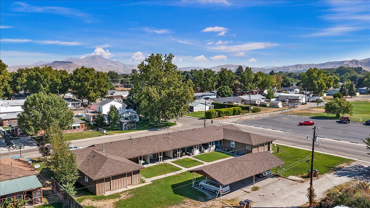 1113 E 2nd St, Emmett, ID for sale Primary Photo- Image 1 of 1