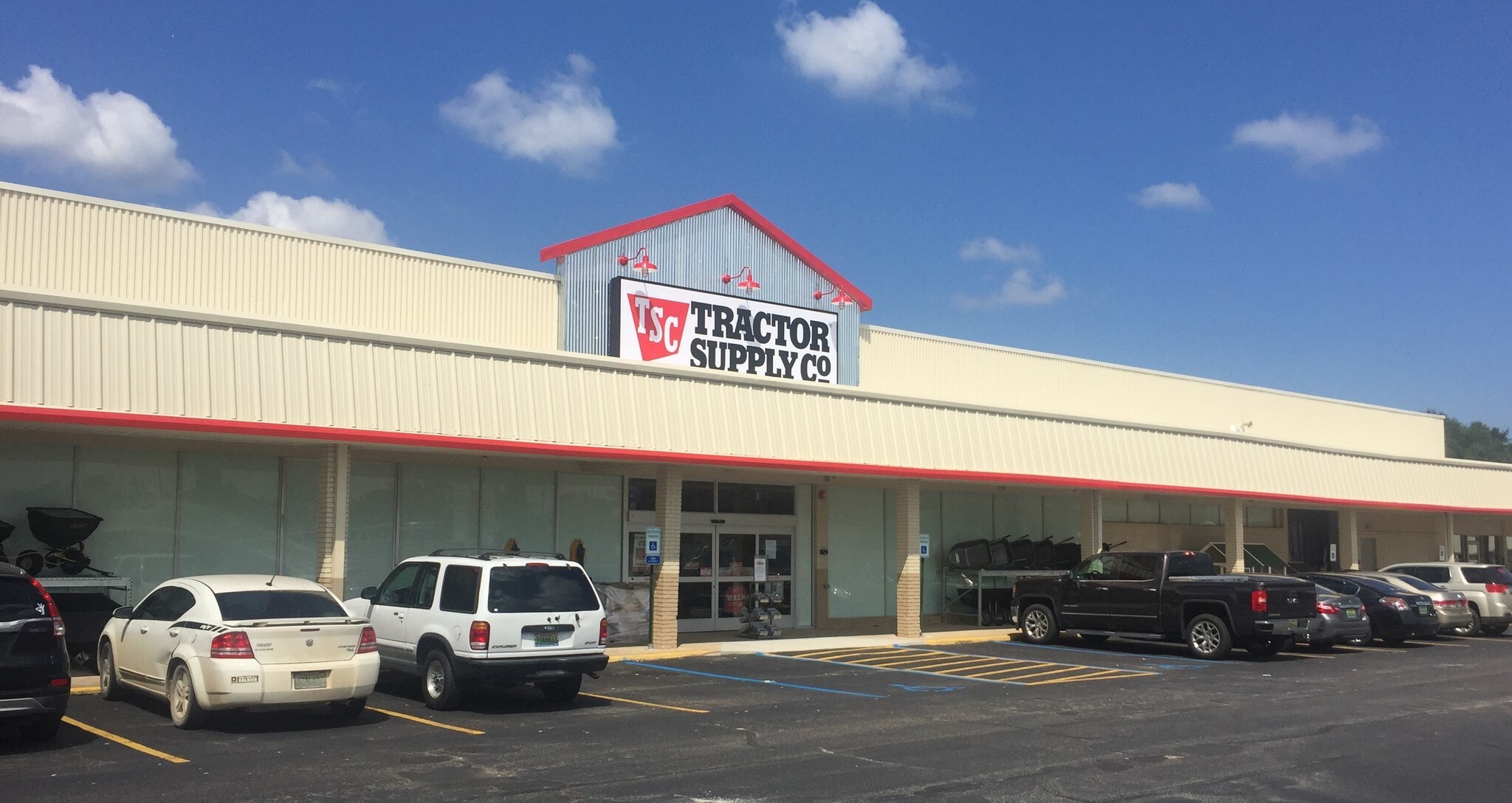 14001 Highway 43, Russellville, AL for lease Primary Photo- Image 1 of 2