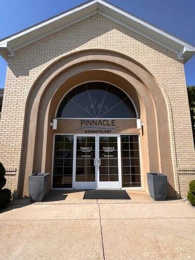 5084 Villa Linde Pky, Flint, MI à vendre - Photo du bâtiment - Image 1 de 1