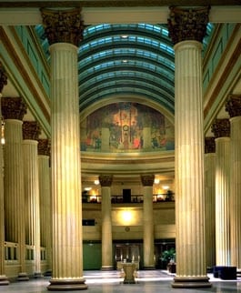 925 Euclid Ave, Cleveland, OH for sale - Lobby - Image 3 of 11