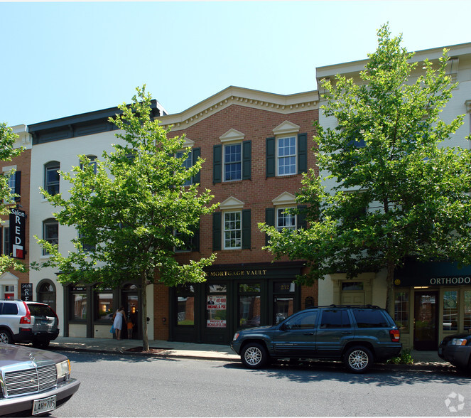 232 Main St, Gaithersburg, MD à vendre - Photo principale - Image 1 de 1