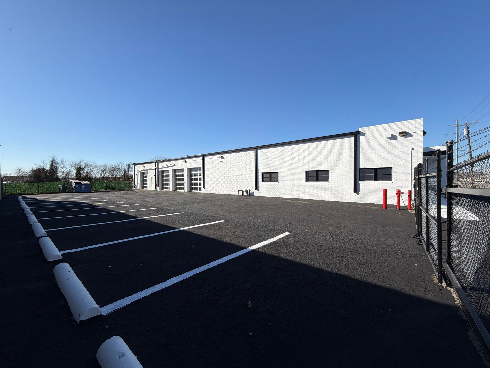 2711 Irving Blvd, Dallas, TX à louer Photo du bâtiment- Image 1 de 3