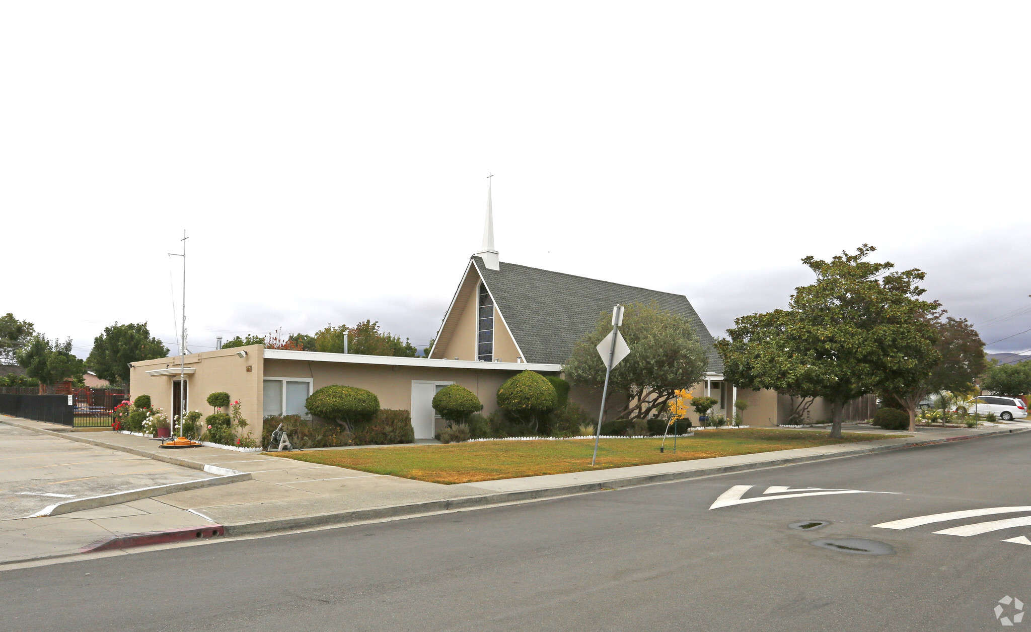 200 N Abbott Ave, Milpitas, CA for lease Primary Photo- Image 1 of 67