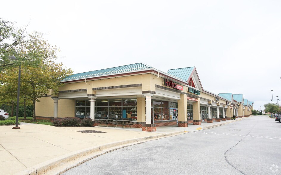 37-57 W Aylesbury Rd, Lutherville Timonium, MD à louer - Photo principale - Image 2 de 5