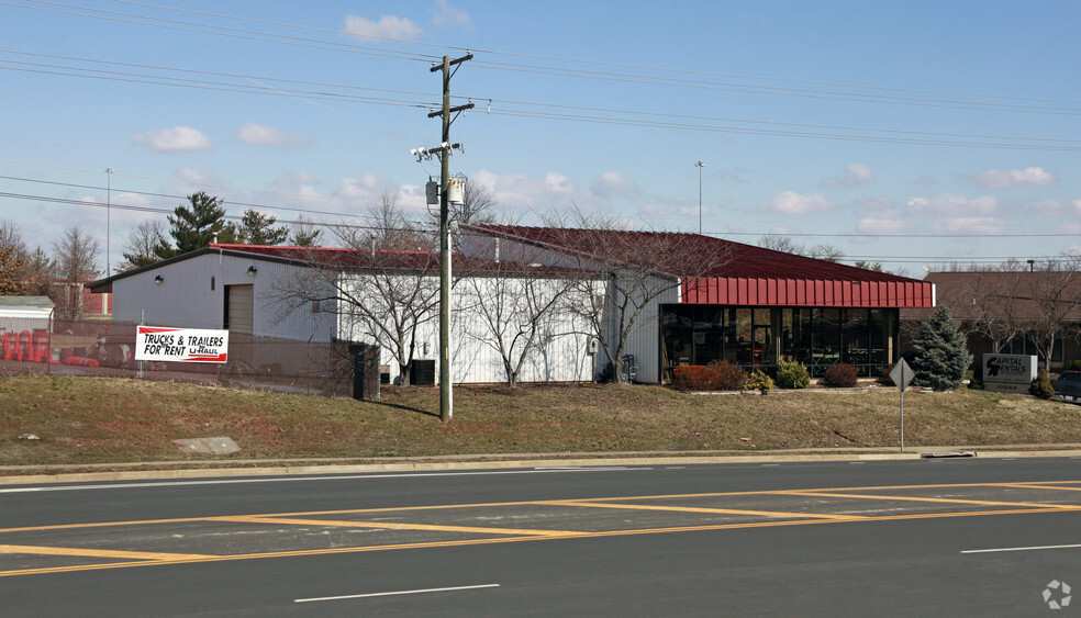 10844 Balls Ford Rd, Manassas, VA à vendre - Photo principale - Image 1 de 1