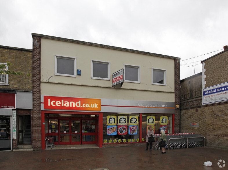 30 High St, Wickford for lease - Primary Photo - Image 1 of 1