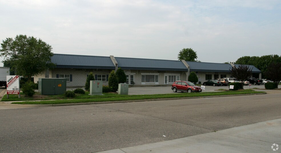 109-119 Byron St, Chesapeake, VA à louer - Photo du bâtiment - Image 2 de 4