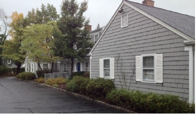 19 E Main St, Mendham, NJ à vendre - Photo du bâtiment - Image 2 de 15