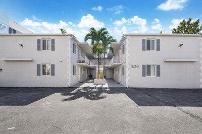 1630 NW 18th St, Miami, FL à vendre - Photo du bâtiment - Image 2 de 14