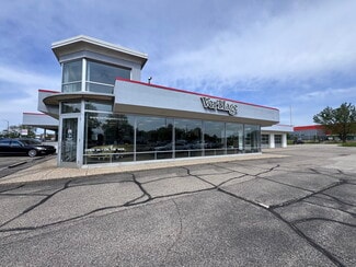 Plus de détails pour 343 E 8th St, Holland, MI - Flex à vendre