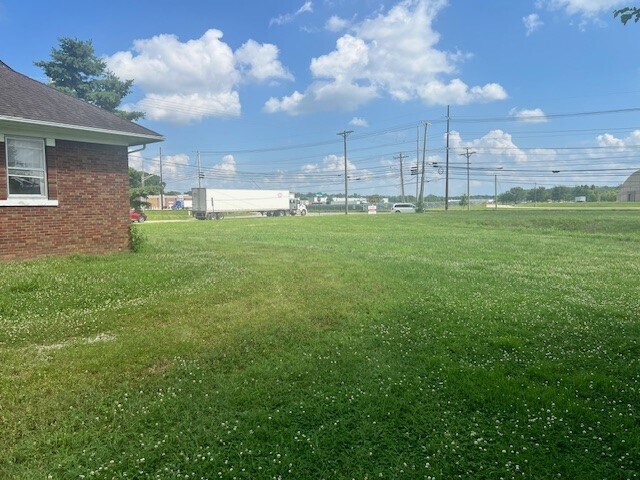 4004 Hitch Peters Rd, Evansville, IN à vendre - Photo du bâtiment - Image 2 de 6