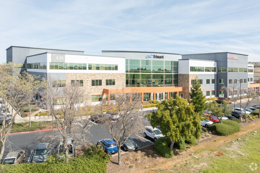 2365 Iron Point Rd, Folsom, CA for lease - Primary Photo - Image 1 of 18