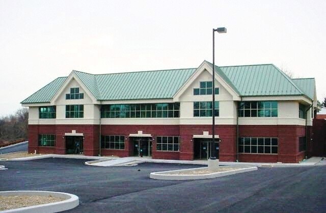 Plus de détails pour 200 Bailey Dr, Stewartstown, PA - Bureau, Bureau/Commerce de détail à louer