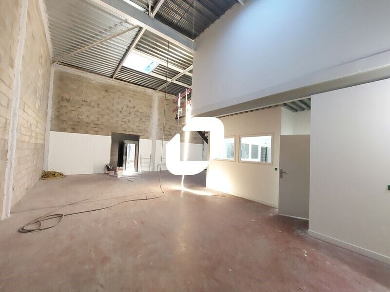 Flex in Plaisir for sale Interior Photo- Image 1 of 3