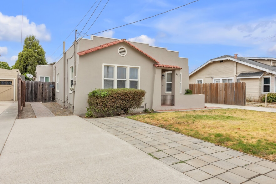 612 Central Ave, Salinas, CA for sale - Building Photo - Image 2 of 36