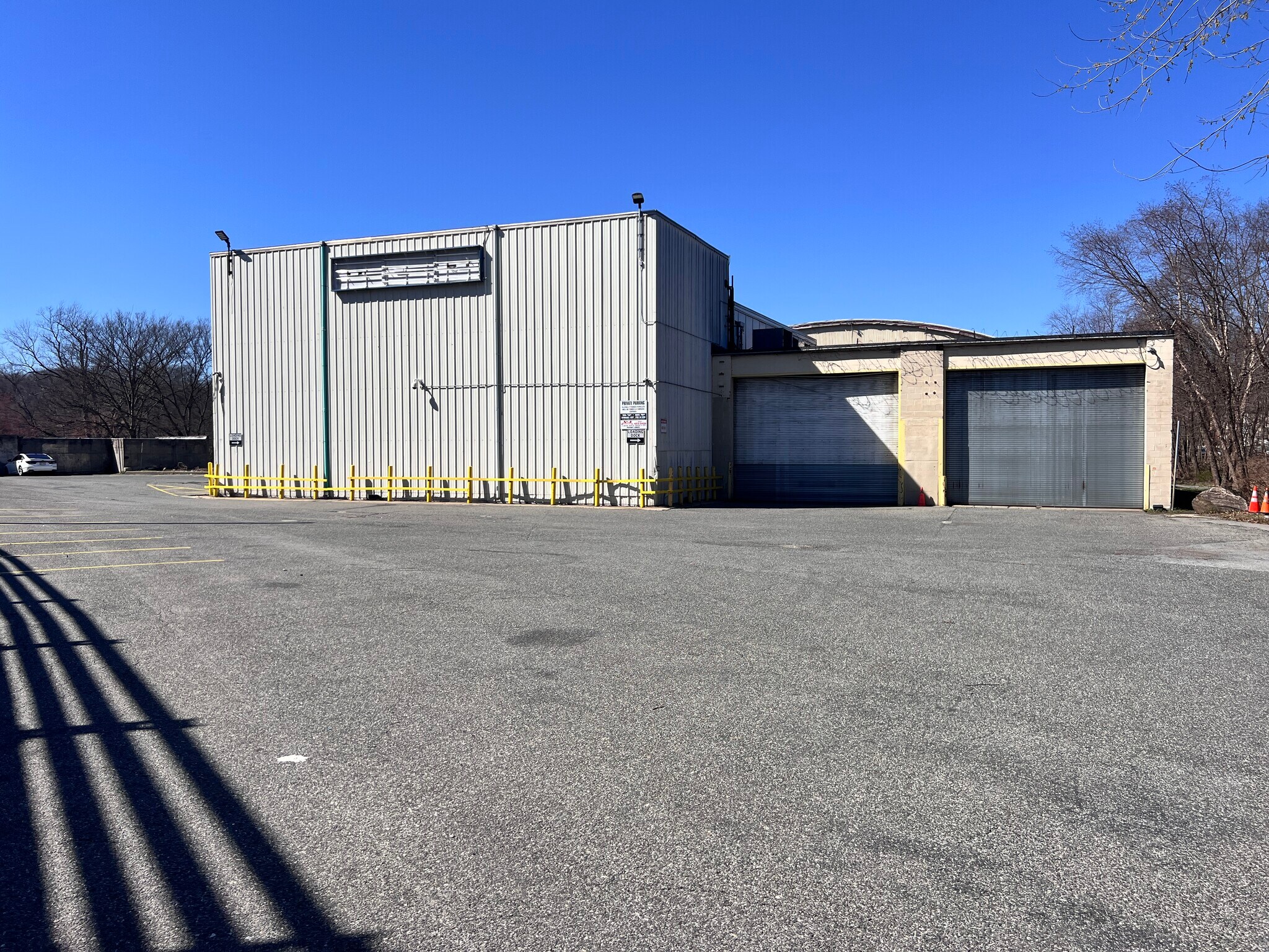 75 Tuckahoe Rd, Yonkers, NY for lease Primary Photo- Image 1 of 14
