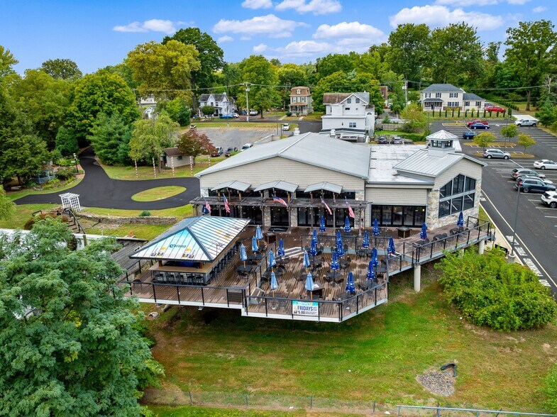 1067 Totem Rd, Bensalem, PA for sale - Building Photo - Image 2 of 29