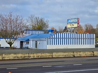Plus de détails pour 8325 SE McLoughlin Blvd, Portland, OR - Commerce de détail à vendre