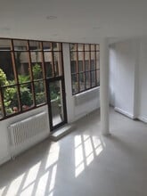 Bureau dans Paris à louer Photo intérieure- Image 2 de 2