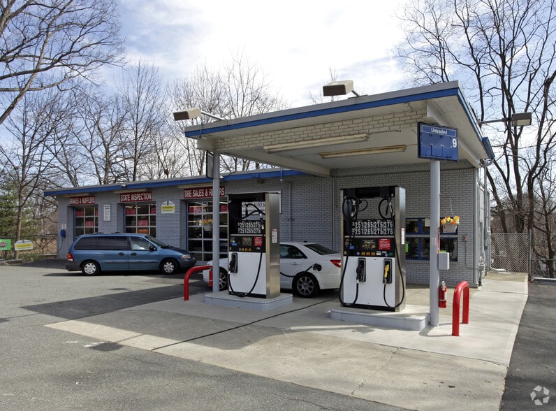 53 Lakeside Blvd, Hopatcong, NJ à vendre - Photo du bâtiment - Image 2 de 2