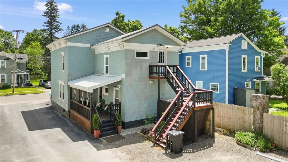 63 Silver St, Norwich, NY à vendre - Photo du bâtiment - Image 3 de 37