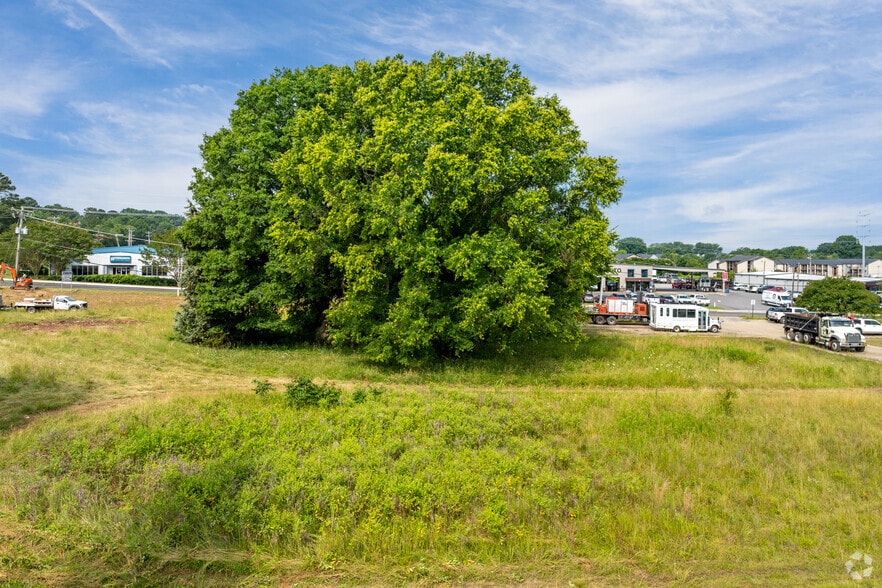 722 Riverview Rd, Rock Hill, SC à vendre - Photo du bâtiment - Image 3 de 13