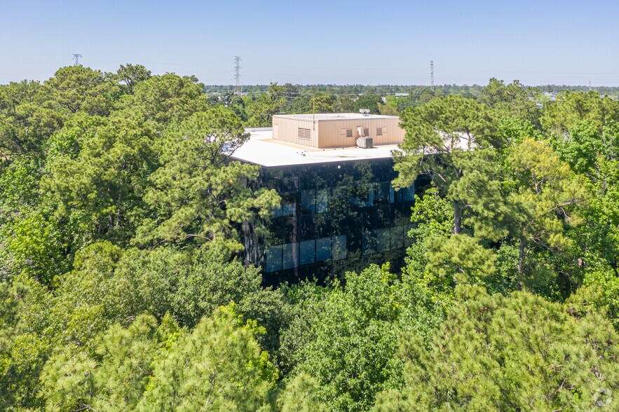 2180 North Loop W, Houston, TX à louer - Aérien - Image 3 de 32