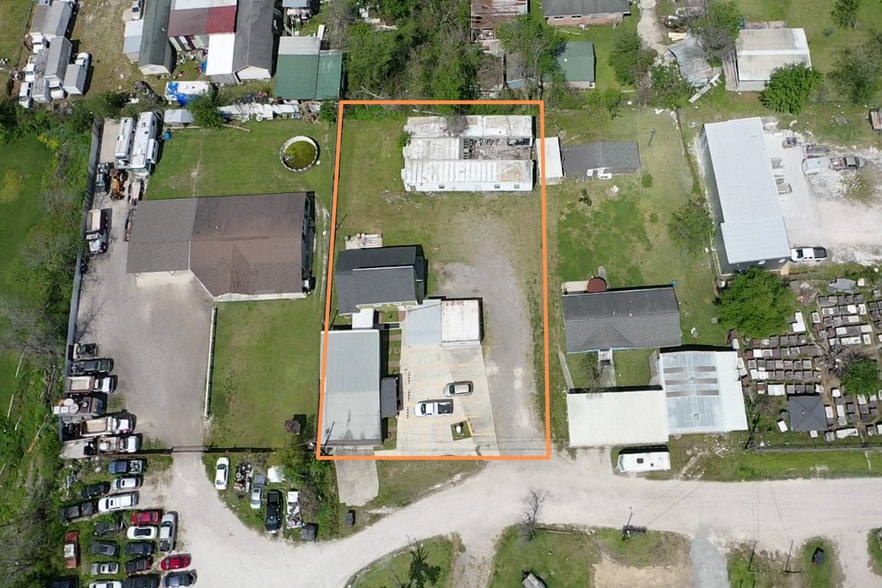 643 Kaylyn St, Houston, TX for sale - Aerial - Image 3 of 14